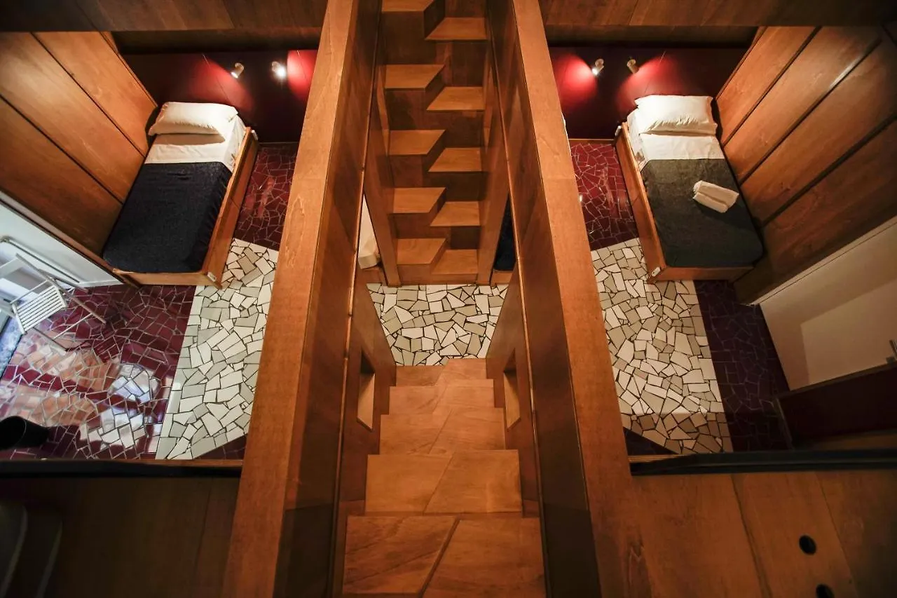 NAP Hostel Spaccanapoli 0*, Napoli